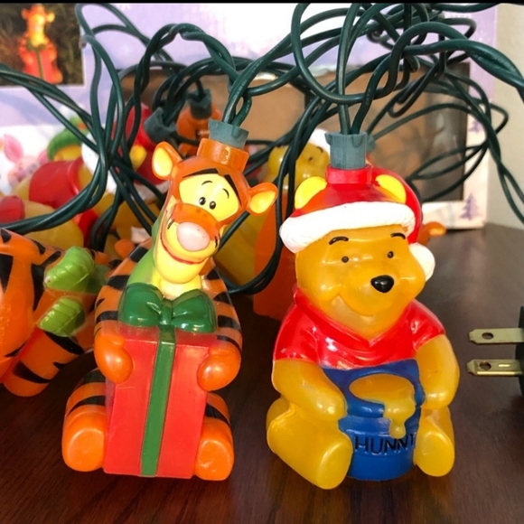 Winnie the Pooh & Tigger Disney Christmas Lights VNTG - Picture 1 of 8